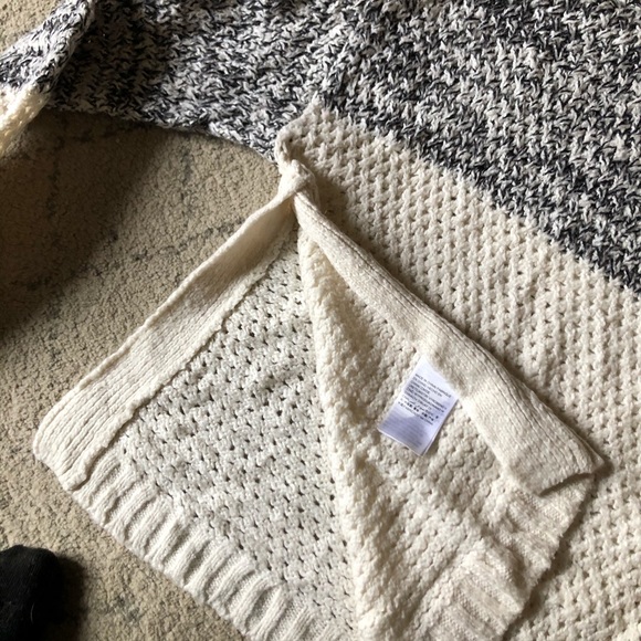 Calvin Klein Jeans Chunky Turtleneck - Ivory/Black - Picture 5 of 6